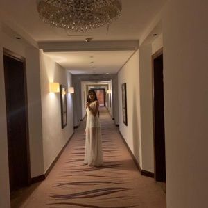 Meet your Posher, Layal